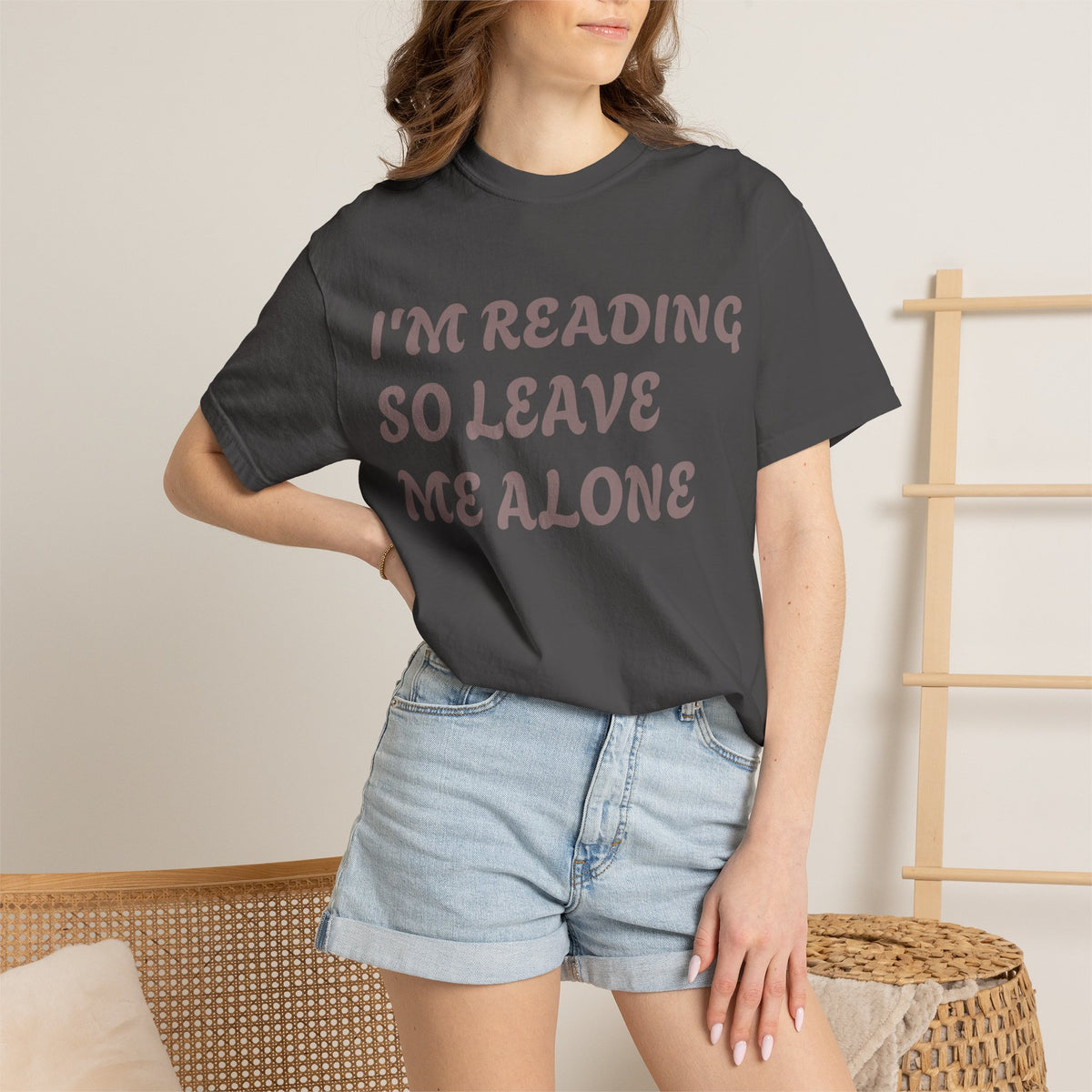 "I'm Reading" vintage graphic tee for book lovers – Comfort Colors ring-spun cotton
